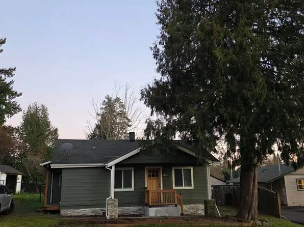 14154 Holcomb Blvd, Oregon City, OR 97045