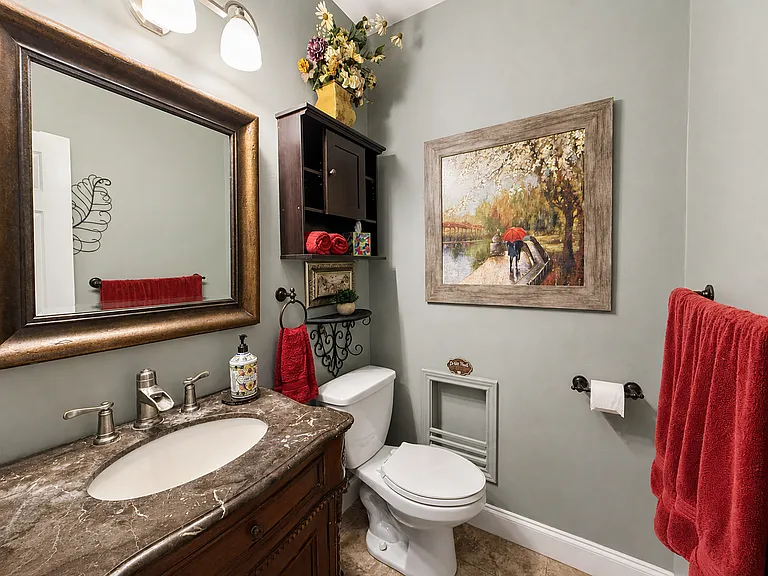 1740 Forest Glen Dr — Photo 13