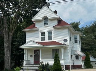 729 Monmouth Blvd, Galesburg, IL 61401
