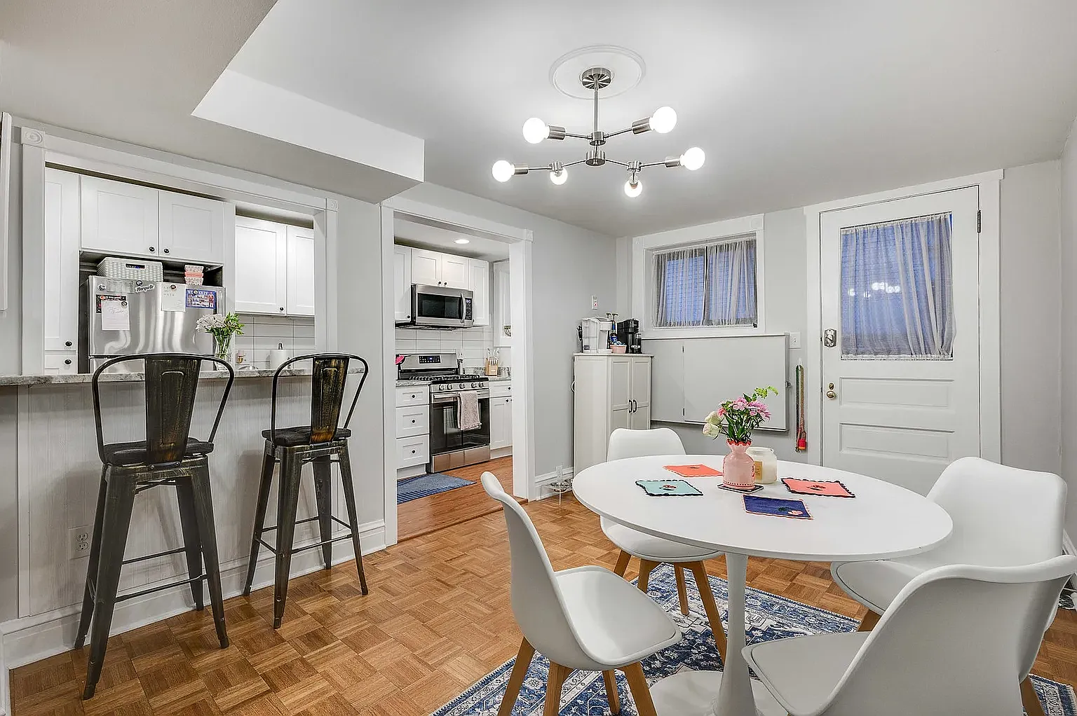 2 bed, 1500 sqft, $4,600 — Photo 4