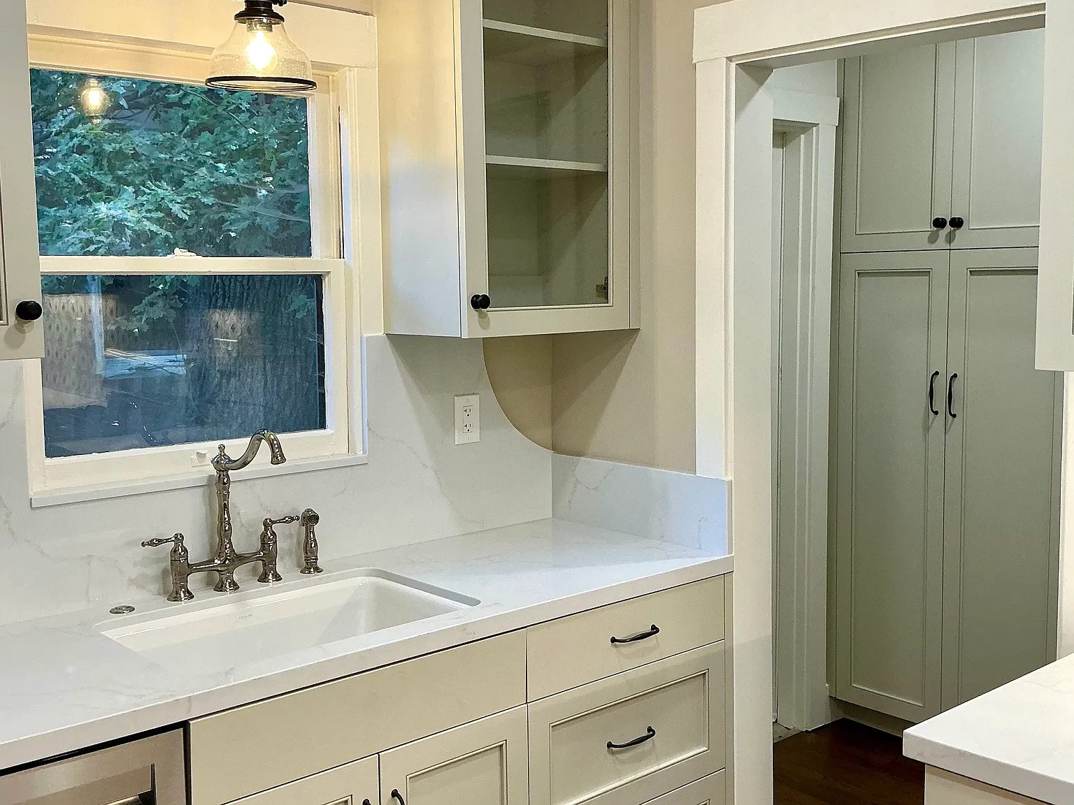 1 bed, 750 sqft, $2,350 — Photo 4