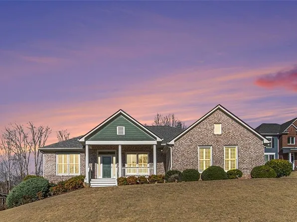 407 Trotters Run, Woodstock, GA 30188