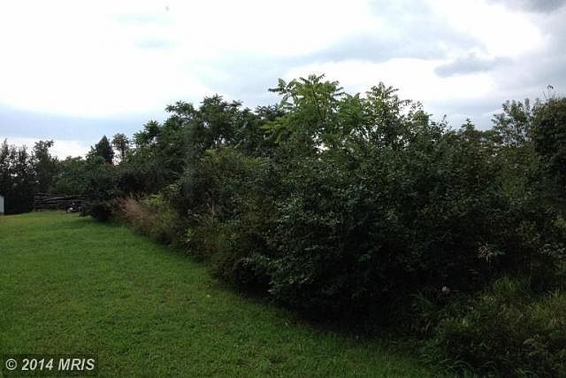 2nd image of 6 Mountain View Ln