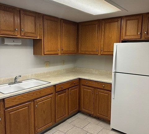 2nd image of 1350 Highland St APT G