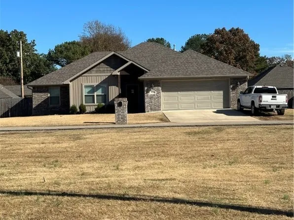 528 Cromer Ln, Alma, AR 72921