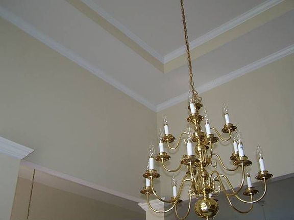 dining 15ft tray ceiling