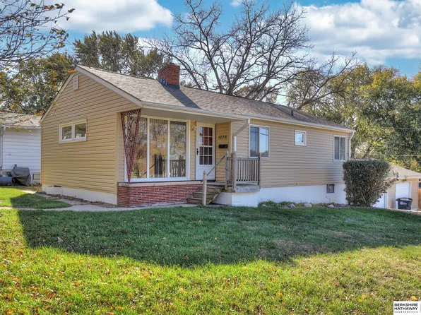 1038 N 75th St, Omaha, NE 68114