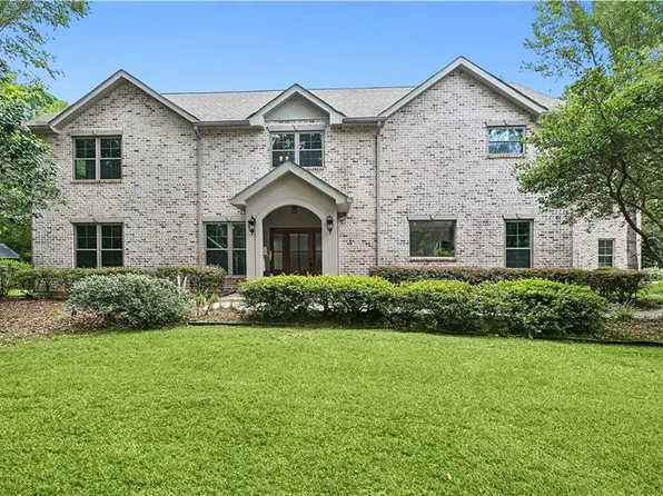 104 Imperator Ct, Bush, LA 70431