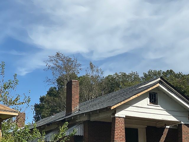 1st image of 522 E Gage Ave