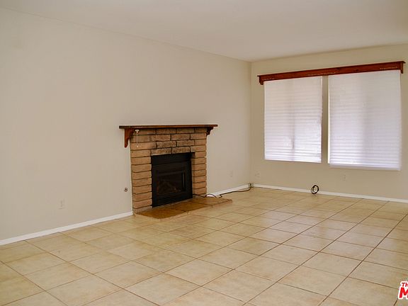 3rd image of 17653 Lakespring Ave