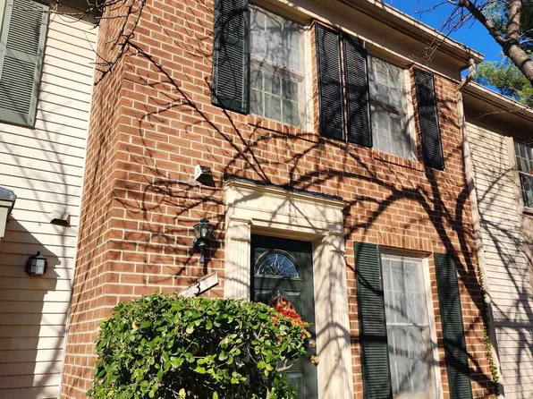 3 Strath Haven Ct, Montgomery Village, MD 20886