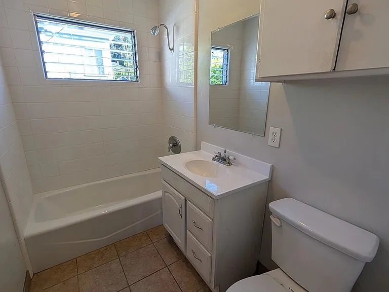 1852 N Wilton Pl #5 — Photo 14