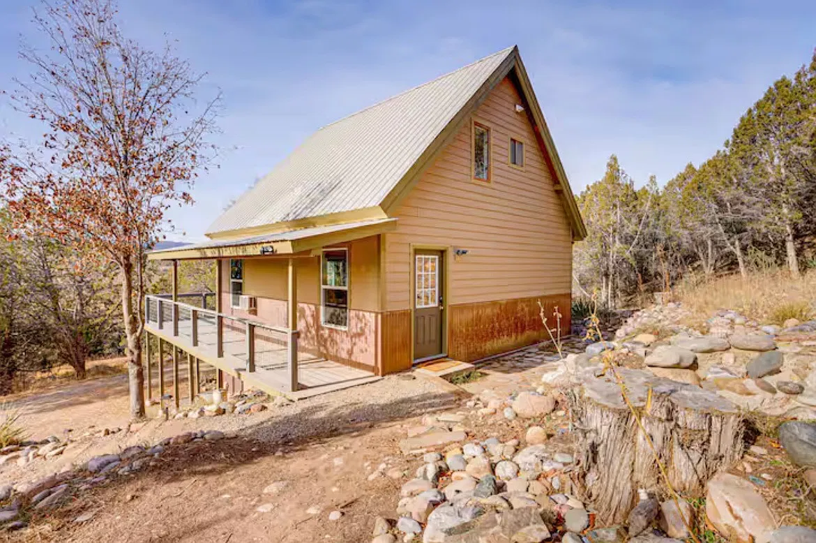 474 Rainbow Rd — Photo 1