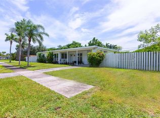 8100 SW 99th St, Miami, FL 33156