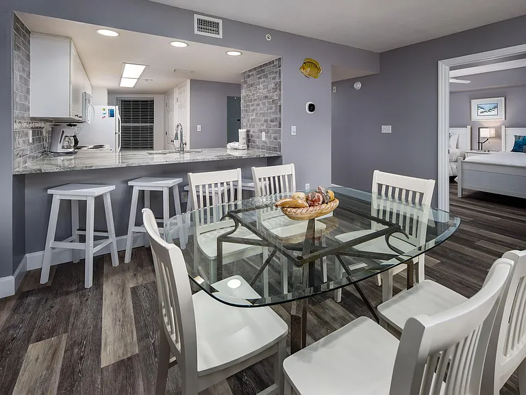 895 Santa Rosa Blvd #208 — Photo 5