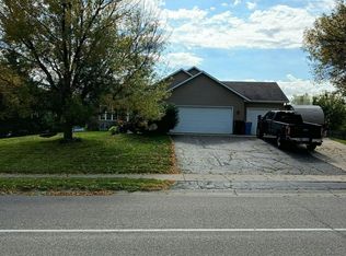 11 Birch Ave NW, Saint Michael, MN 55376