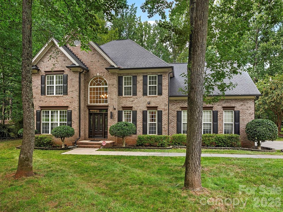 1st image of 5600 Crown Hill Dr