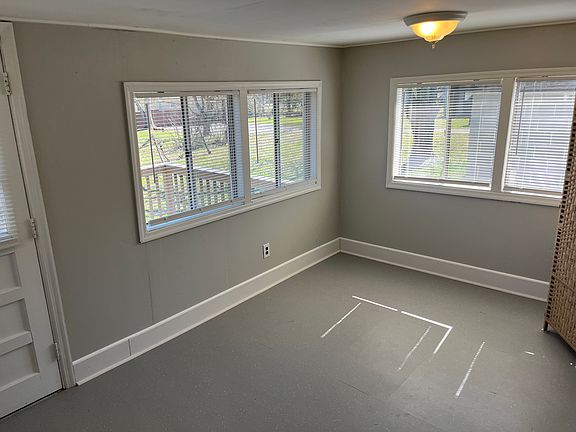 2nd image of 920 O'Grady Dr