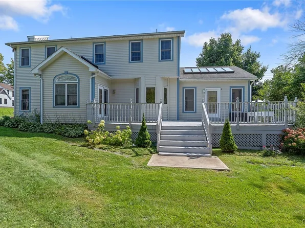 42 Talisman Ter, Oswego, NY 13126
