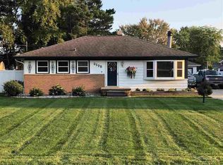 2175 Plainview Dr, Saginaw, MI 48603