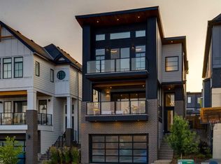 84 W Timberline Way SW, Calgary, AB T3H6C8