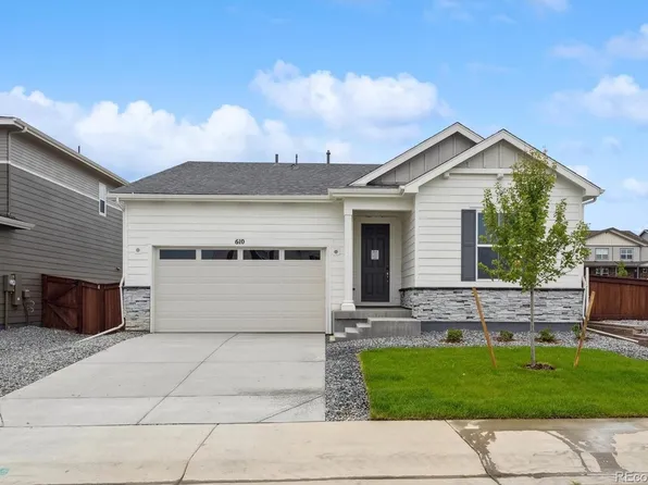 610 Douglas Fir Pl, Johnstown, CO 80534