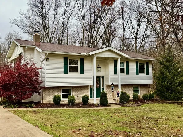 58 Pine Ln, Athens, OH 45701