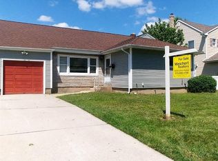 515 Farmranch Rd W, Bethpage, NY 11714