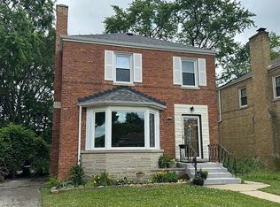 3831 W Estes Ave, Lincolnwood, IL 60712