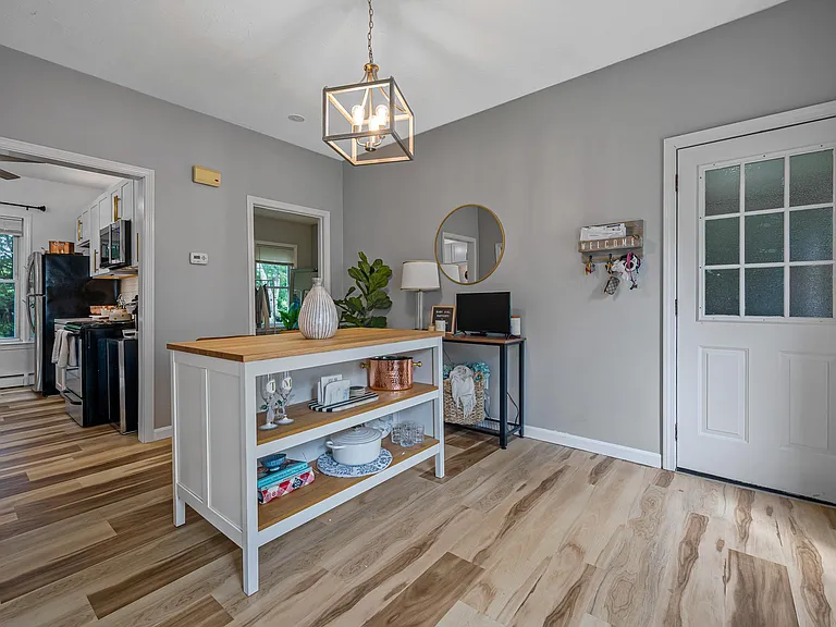 42 Rankin St #1 — Photo 13