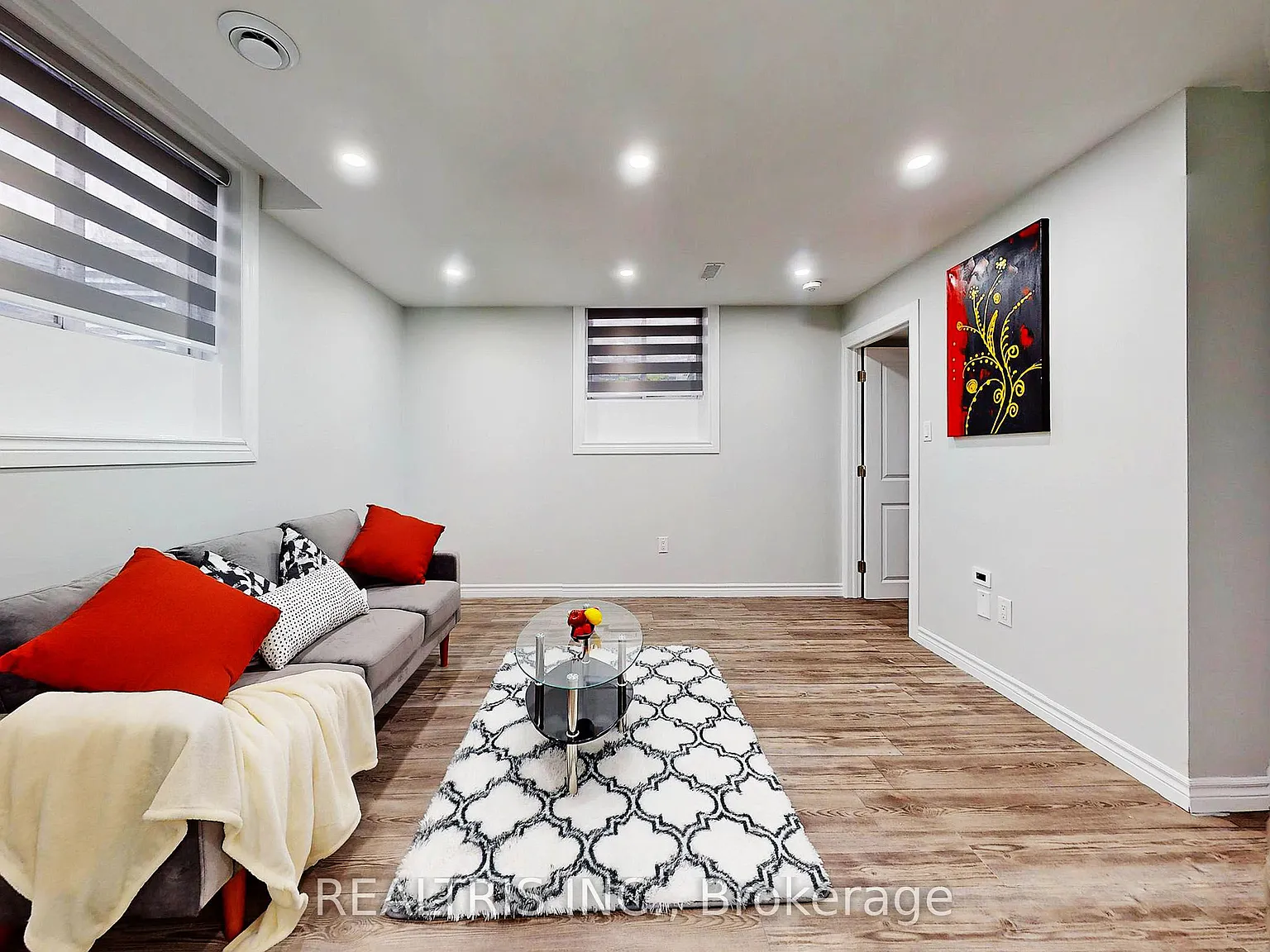 2 bed, $1,800 — Photo 3