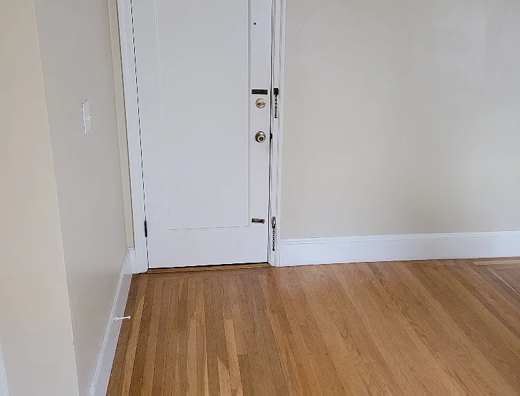 2339 Hilgard Ave #301 — Photo 19
