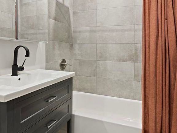 3rd image of 239 Brooklyn Ave #2