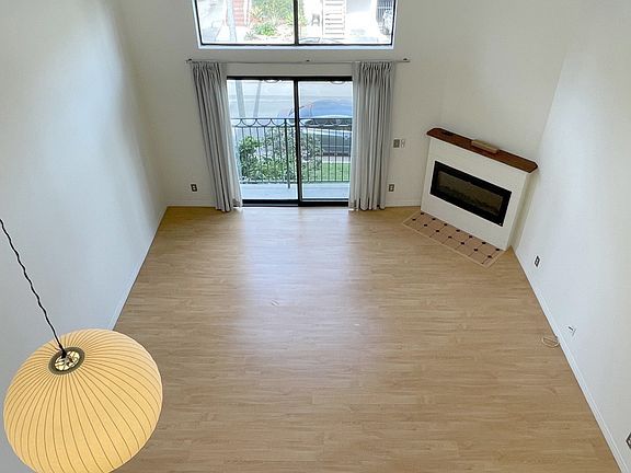 3rd image of 2491 Purdue Ave APT 209