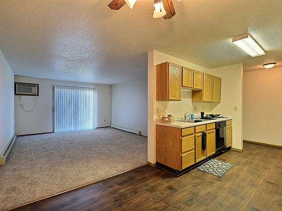 Chestnut Ridge Apartments ; 2 Bdrm - Kitchen-Living Rm