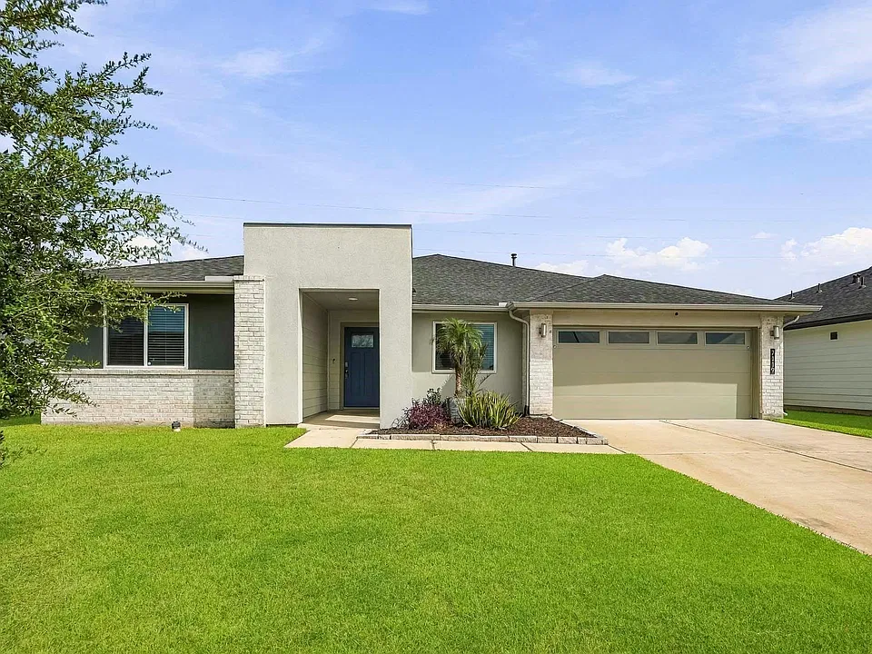 7119 Sunbreeze Ln