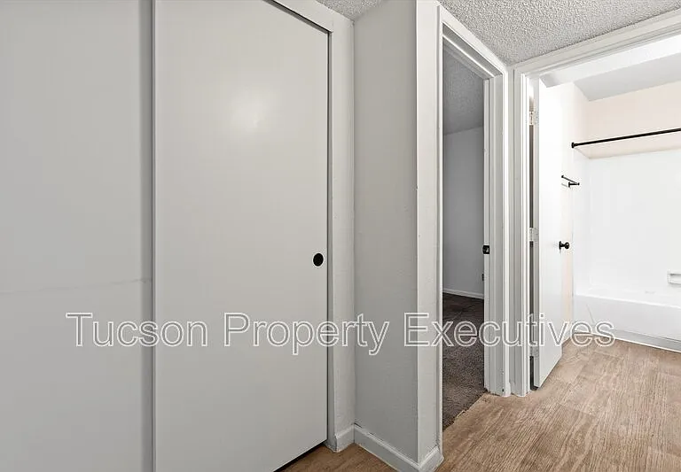 319 E Mohave Rd #206 — Photo 16