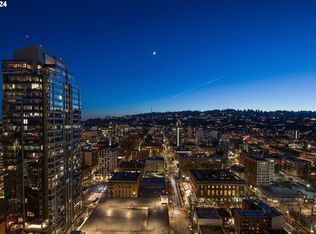 550 SW 10th Ave #2401, Portland, OR 97205