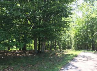 4058 Forest Acres Dr, Muskegon, MI 49441