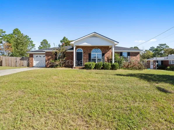 1513 Sandstone Ln, Hephzibah, GA 30815