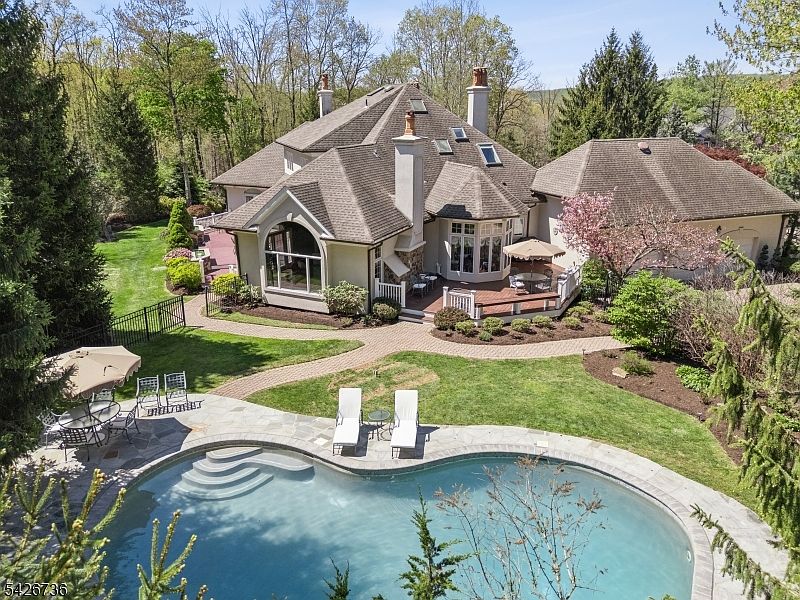 110 CHELSEA, Watchung, NJ 07069 | Zillow