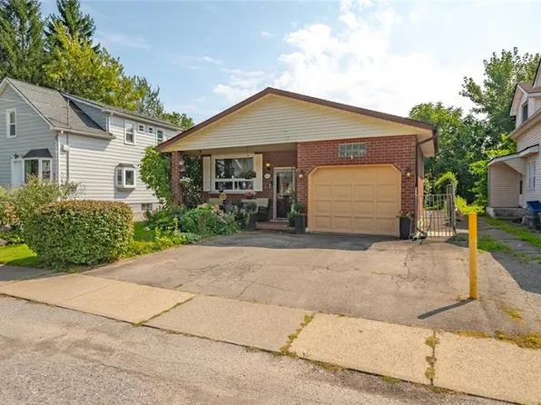 6442 Taylor St, Niagara Falls, ON L2G 2G1