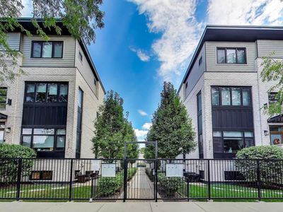 2301 N Rockwell St #3, Chicago, IL, 60647