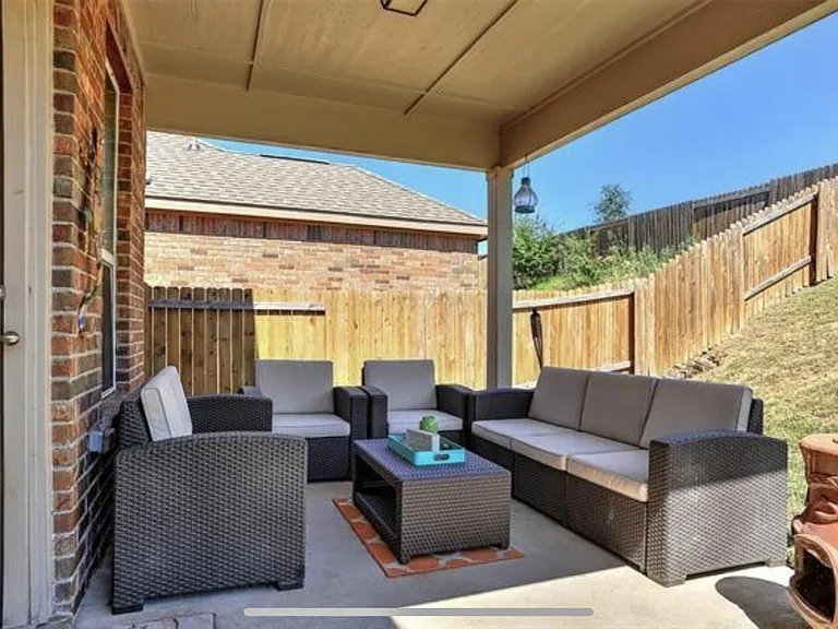 2122 Sable Wood Dr — Photo 25