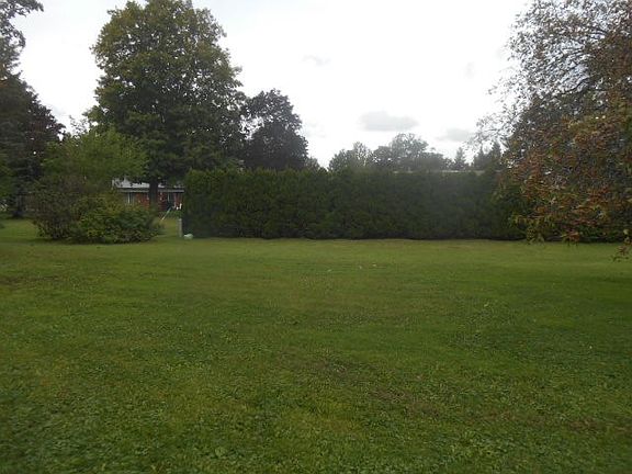 3rd image of 5926 Doris Dr