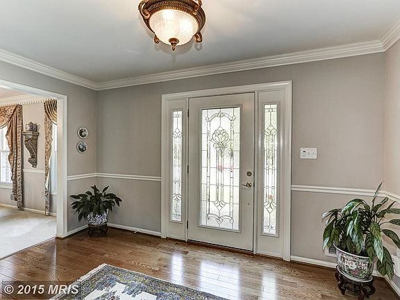 Entry foyer with hardwood