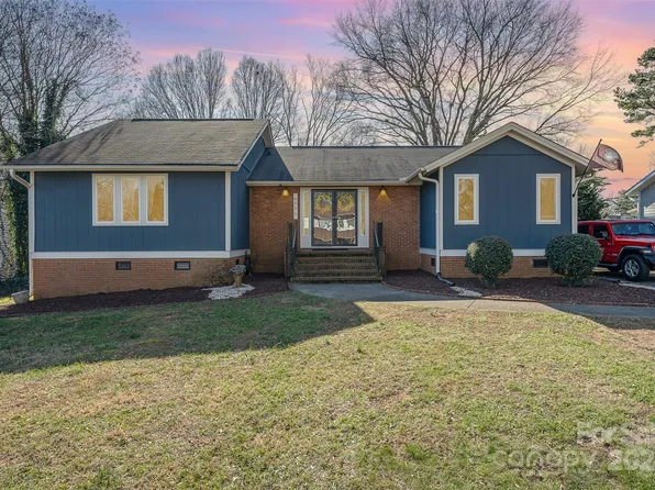 9901 Sardis Oaks Rd, Charlotte, NC 28270