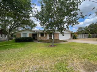1604 Oak St, Burnet, TX 78611