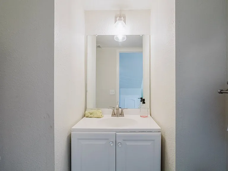 45041 Colleen Dr — Photo 14