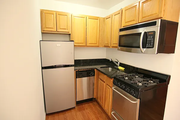 Rented by JK Dansar Corp | media 79